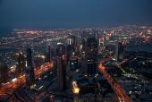 Udsigten fra Burj Khalifa lige efter at solen er gået ned
