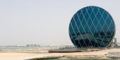 Yas øen med Ferrari World, Formel 1 bane og verdens største vandland